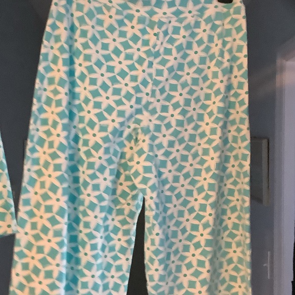 Lilly Pulitzer Turquoise and White Pajama Set - Picture 9 of 11